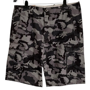 NWT Levi's Cargo I Shorts Mens Large Gray Black Camo Relaxed Fit White Tab